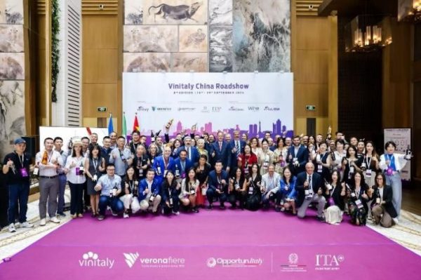 202509281527291957385083